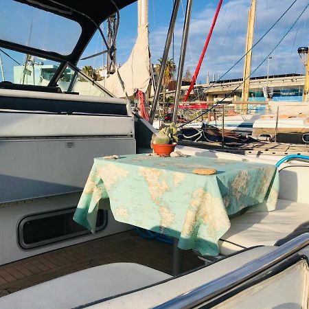 Hotel Yacht Experience Barcelona Sant Adrià de Besòs Esterno foto