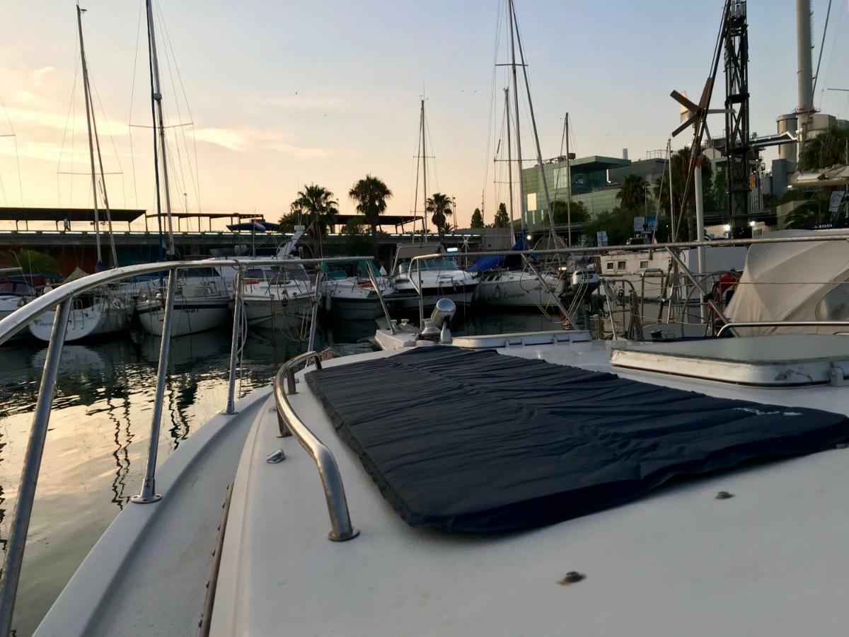 Hotel Yacht Experience Barcelona Sant Adrià de Besòs Esterno foto
